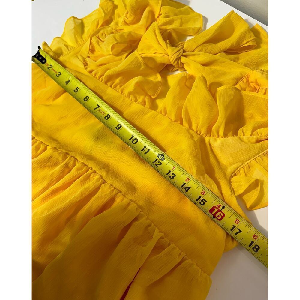 Elegant Yellow Ruffle Dress - Picture 5 of 9